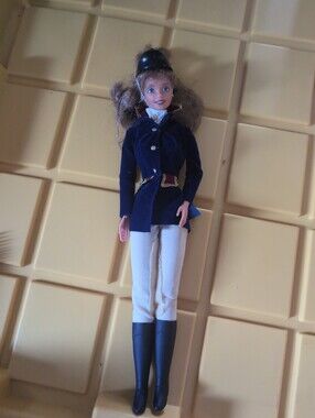 VINTAGE BARBIE HORSE RIDING OUTFIT 1993 - Opened - Minimal Play